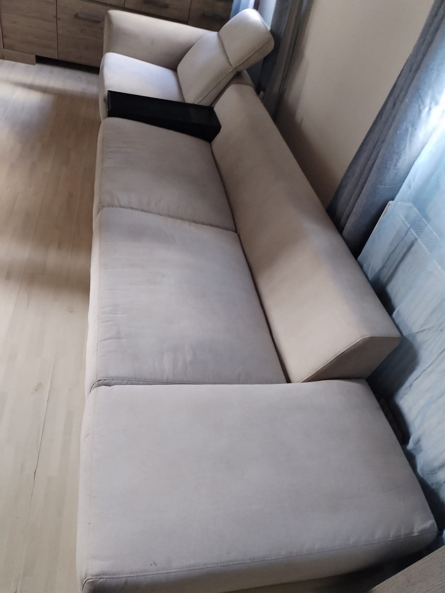 Canapé beige d'angle - Avant / Après - Après