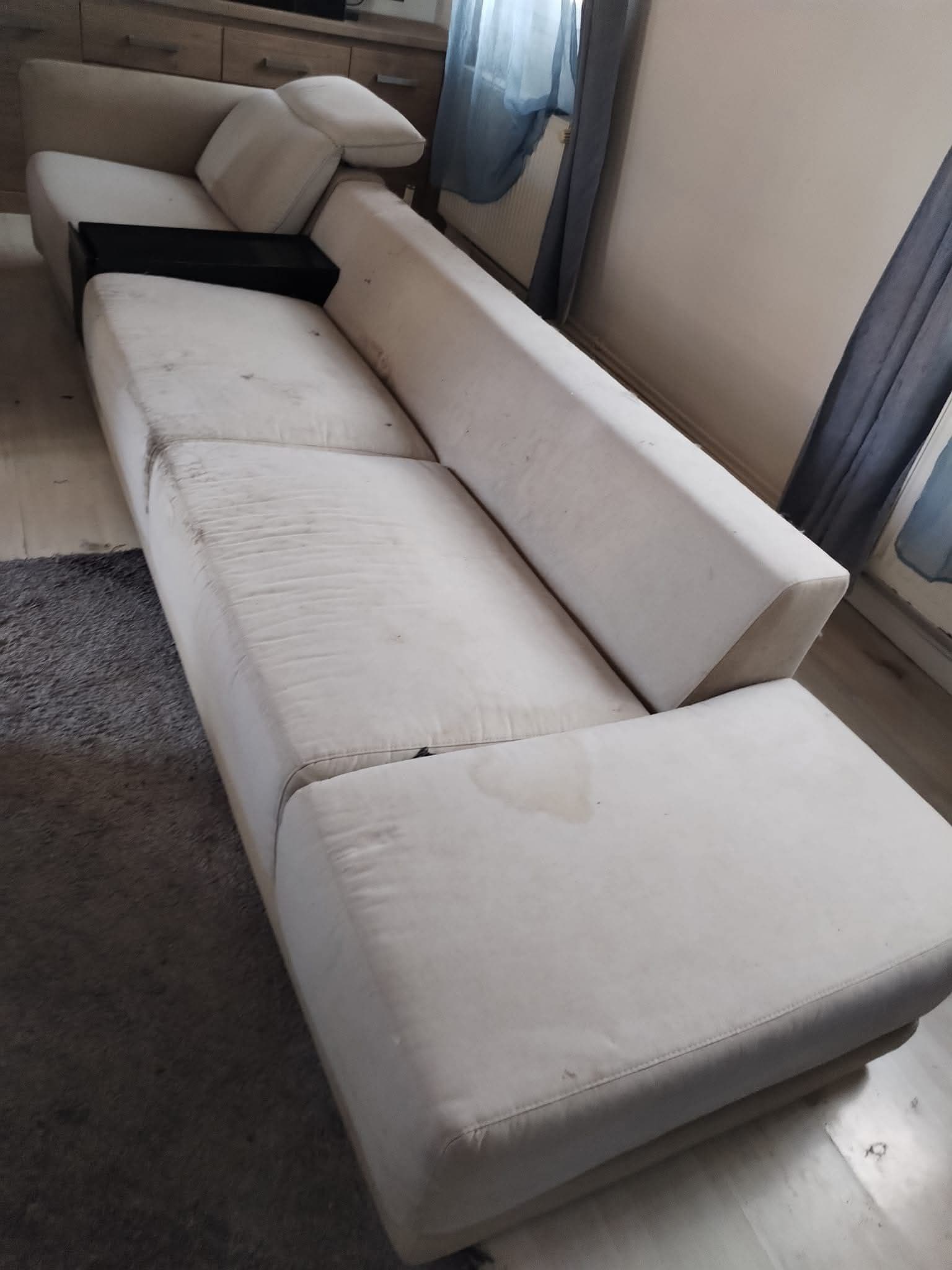 Canapé beige d'angle - Avant / Après - Avant