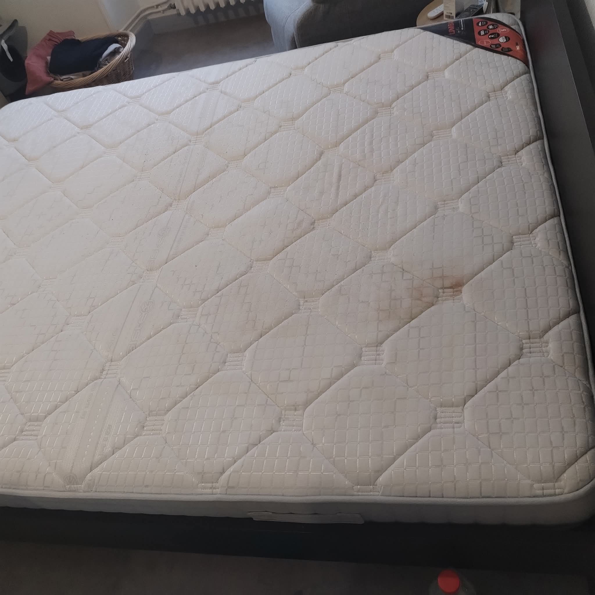 Matelas chambre - Avant / Après - Avant