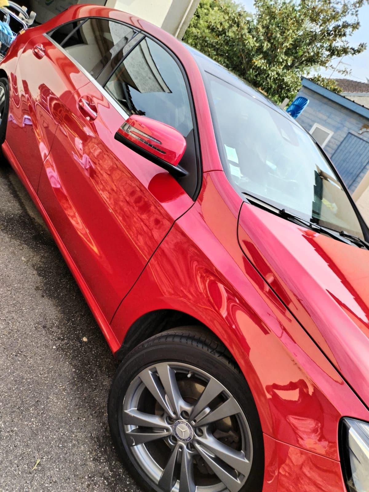 Mercedes Classe A rouge